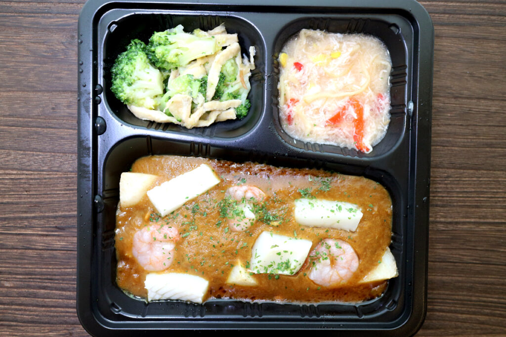 食のそよ風「kanau」シーフードカレー