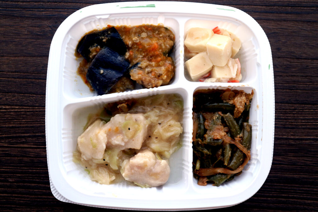 まごころケア食「塩分制限食」豚肉とキャベツの味噌炒め